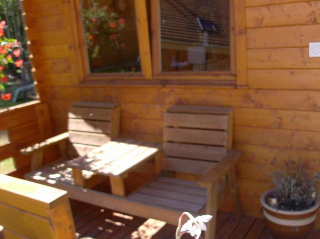 Bed and Breakfast Le Chalet Des 4 Saisons Mers-sur-Indre Екстер'єр фото